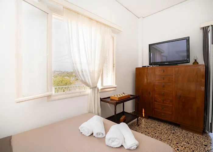 Daire Hippocampus Panormos (Kalymnos)